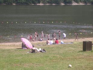 Baignade à Confolant